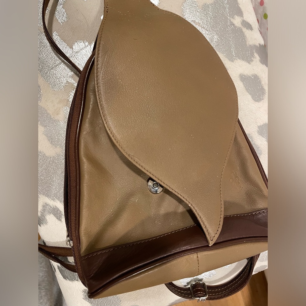Roberta M gorgeous leather purse
